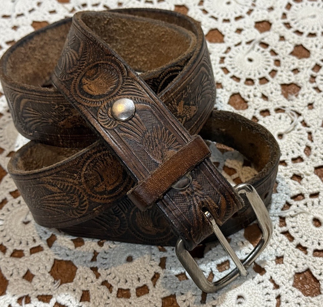 Vintage Western Tooled leather Belt Eagle Rodeo Western Grunge Boho