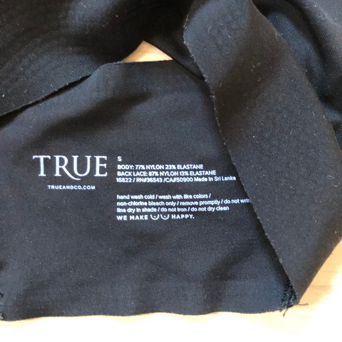 (3) Tru&Co. EUC Damen 3er Set BHs Schwarz Racerback Schwarz BH Beige BH Größe S - Bild 3 von 6