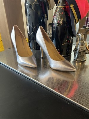 Signature Guess Women's Silver Metallic Pointy Toe Classic Pump Heel Shoes  6.5M