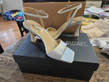 Badgley Mischka Cady Heeled Sandals Shoes In Silver Iridescent  NIB SIZE 6