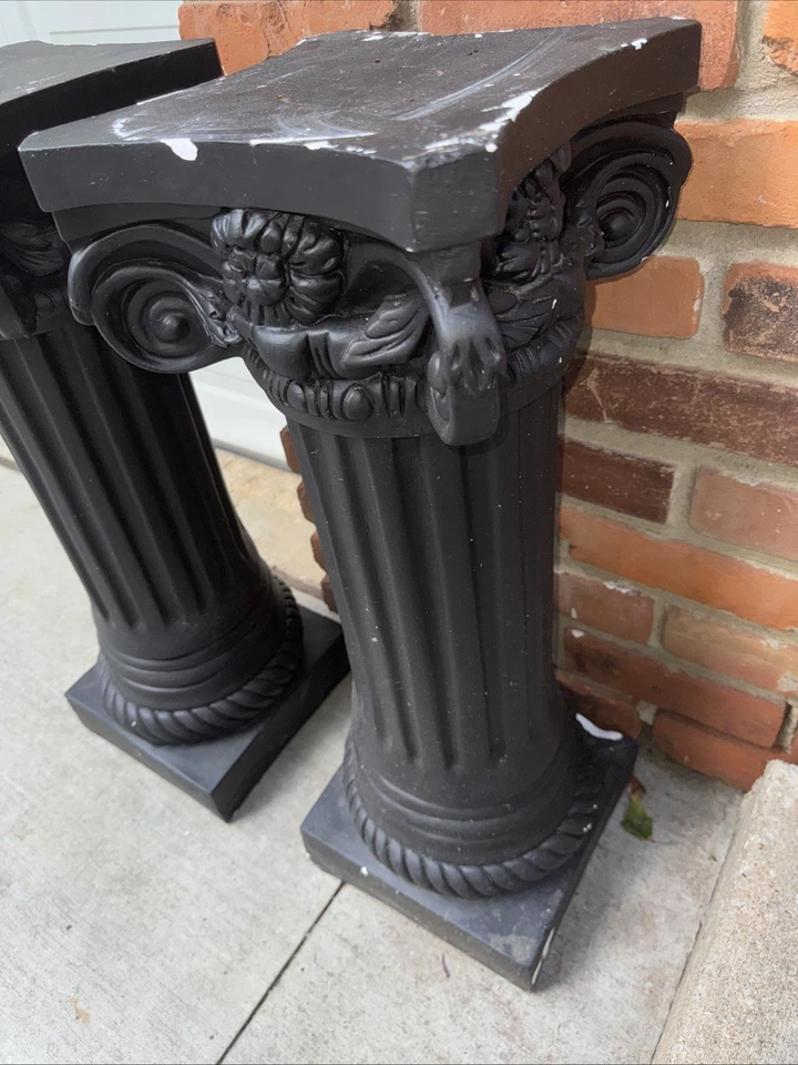 Vintage Black Plaster Greek  Decorative Column/Plant Stand - Image 4 of 4