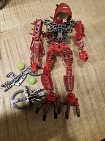 LEGO Bionicle 8901 Hakann Piraka With Canister And Instructions Zamor Spheres