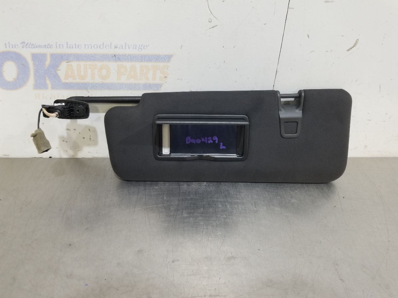 23 2023 MASERATI GRECALE SUN VISOR LEFT DRIVER BLACK SUEDE