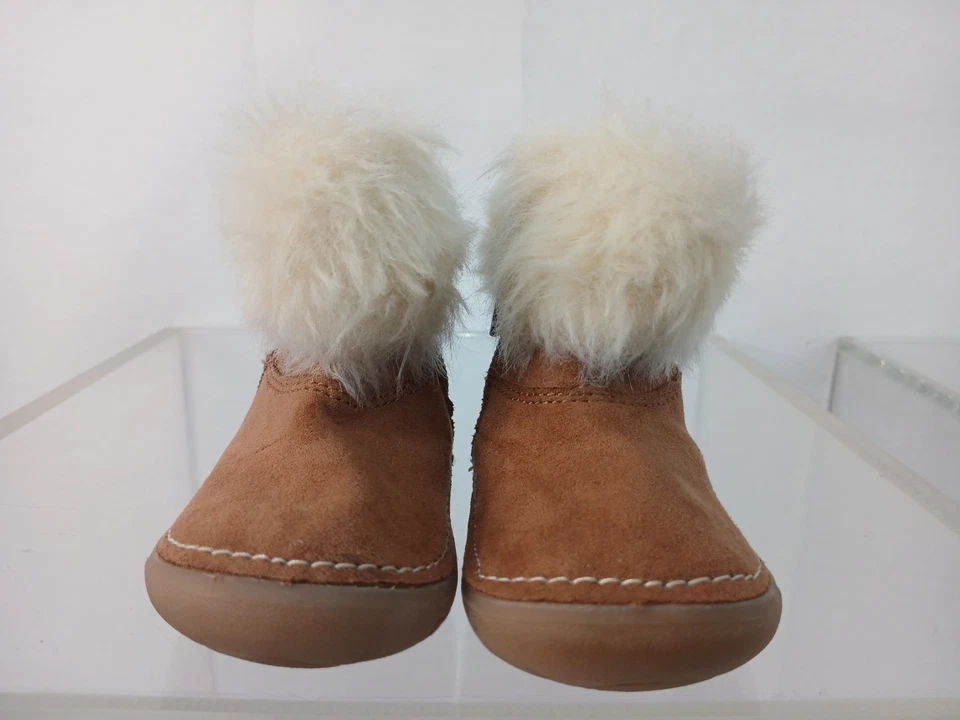ПОДЛИННЫЙ KIDS НА OSHKOSH КОРИЧНЕВЫЙ МЕХ БОТИНОК МЛАДЕНЦА ДЕВОЧКИ РАЗМЕР 3 ТУФЛИ - Изображение 4 из 4