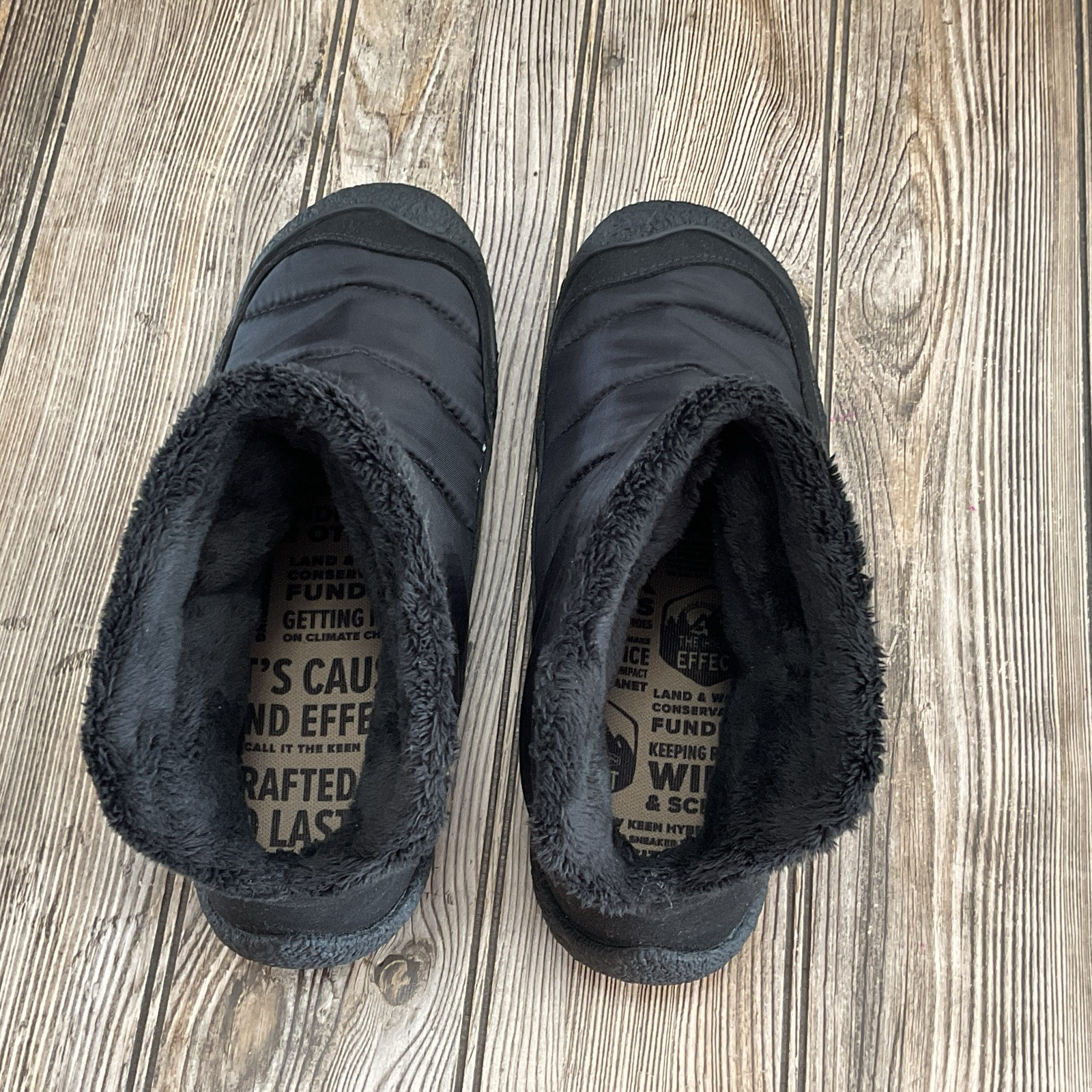 Keen scarpe da donna Howser pieghevoli nere stivaletti outdoor taglia 9 US NUOVE