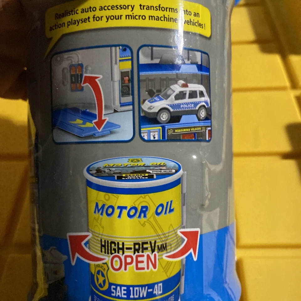 micro machines playset Motor Oil Service Station Police Team  - Image 3 of 4