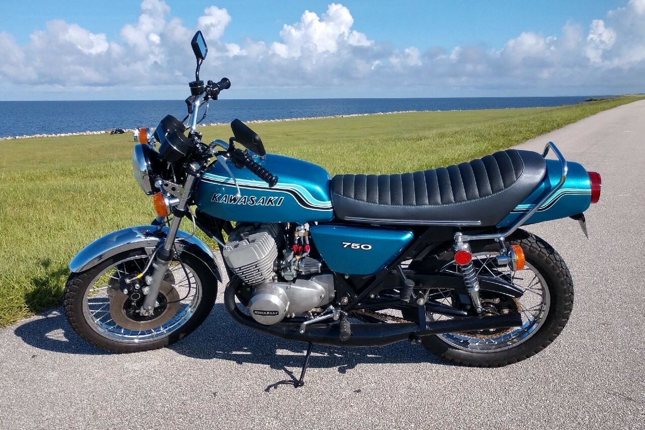 1974 Kawasaki H2 Mach IV  Kawasaki H2 750  Triple 1974  Complete Restoration.