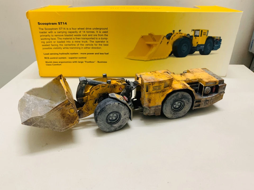 Atlas Copco Scooptram ST14 Underground Loader Muddy Edition 1/50 DieCast Model - Image 3 of 4