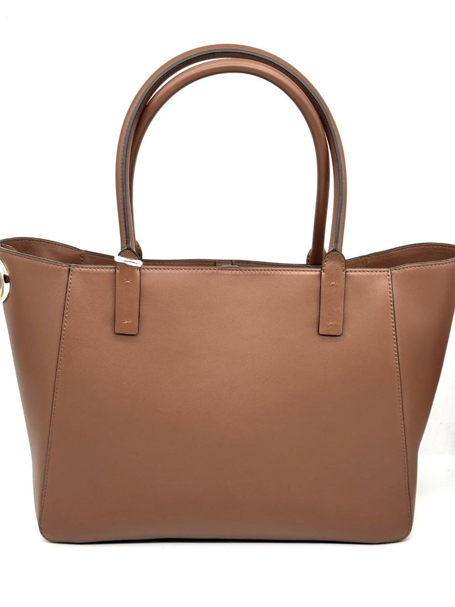 【関税込み】VALENTINO GARAVANI 'VLOGO SIDE' SHOPPING BAG Valentino Garavani VLogo Side Shopping Bag in Nappa Calfskin