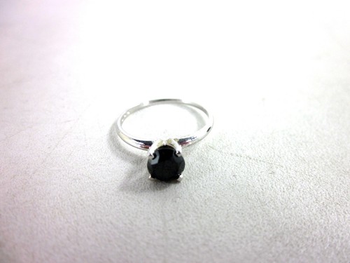 ANILLO SOLITARIO VOGATI 3/4 (.71-.80) CTS AA DIAMANTE NEGRO EN ORO FINO BLANCO 14K - Imagen 2 de 5