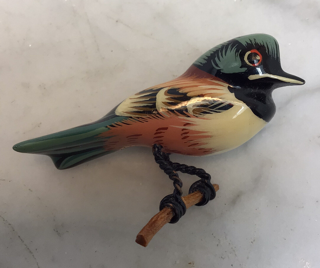 ＊ハットピン＊Bird ハト　アンティーク Vintage TAKAHASHI Style Hand Painted Wood Bird Pin Brooch