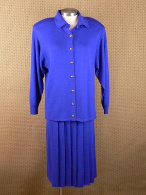 VINTAGE 1970'S ST JOHN KNIT WOOL SUIT SIZE 12  PURPLE JACKET & SKIRT EUC