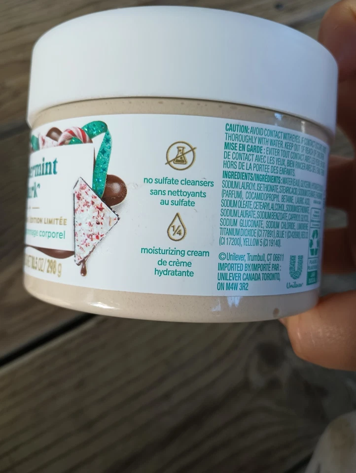 Exfoliante corporal Dove edición limitada golosinas navideñas azúcar galleta espolvorear pan de jengibre Foto 4 de 4