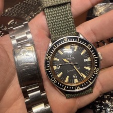 Vintage OMEGA Seamaster 300 Automatic Swiss Made Watch (read description)