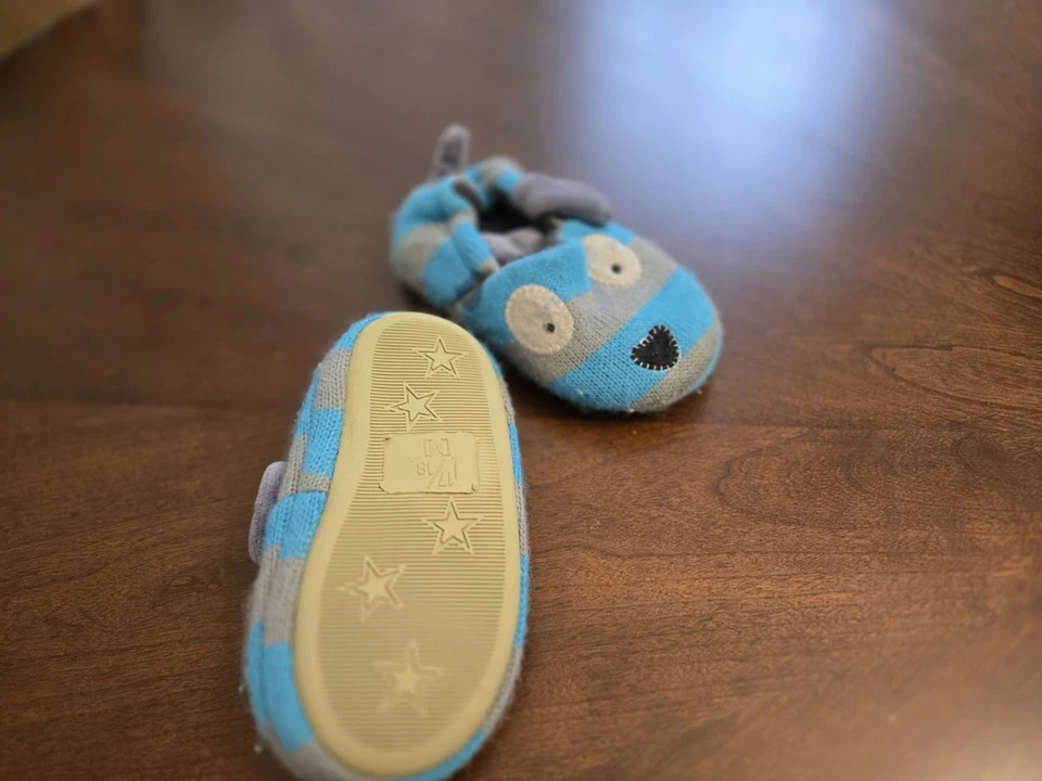 Gently Used Baby Boy Doggie Slippers Size 6 In Stripes - Image 3 of 3