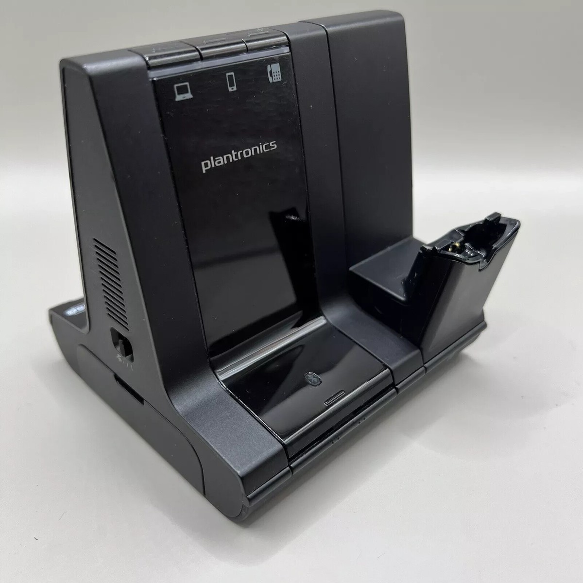 POLY W8200B/A Base ONLY (EU) Standard UC version for Savi W8220