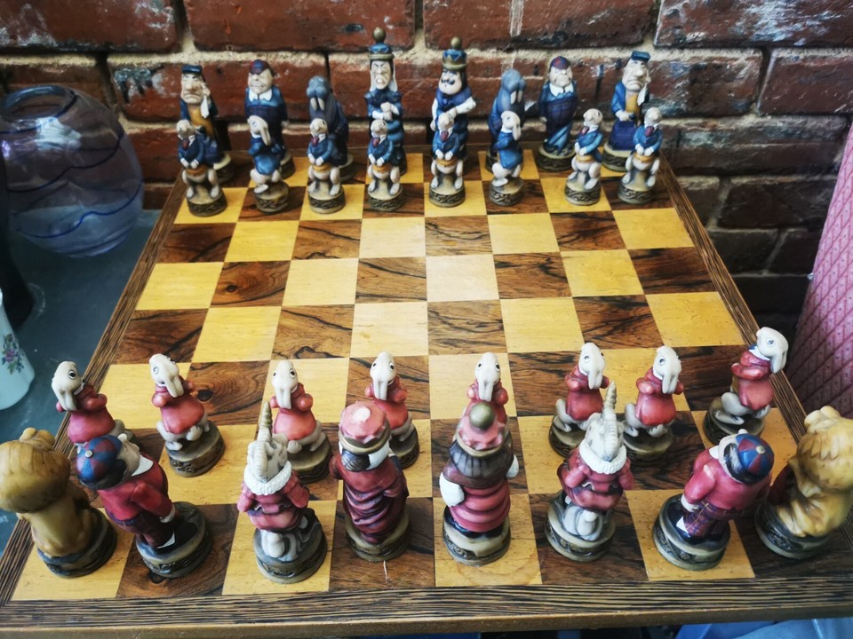 ALICE IN WONDERLAND NOVELTY CHESS SET WITH MAPLE & MAHOGANY BOARD