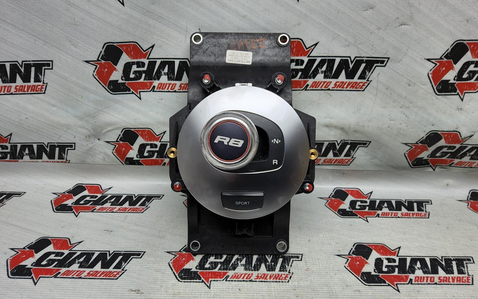 11 AUDI R8 5.2L V10 TRANSMISSION GEAR SHIFTER LEVER SELECTOR 420713041C