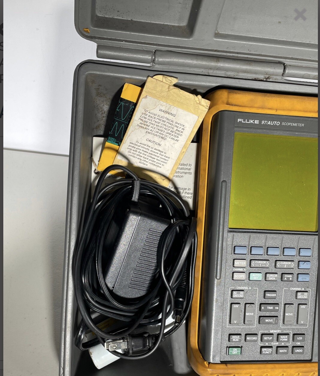 Fluke 97 Auto Scopemeter Dual Trace 50 MHz Handheld Oscilloscope