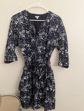 Women’s Gap Full Front Button Down Dress With Tie Belt At waist size 12