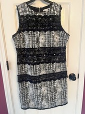 New York & Company -Women’s Dress -Black &White-sleeveless-Zipper Back