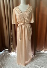 VTG NWT Miss Elaine Women's Peach Nightgown Lingerie w/ Robe SZ M Nylon Silky