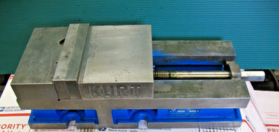 KURT MACHINE VISE VERSALOCK 3600V 6'' CLEANED + PAINTED SCREW OR NUT LOOSE