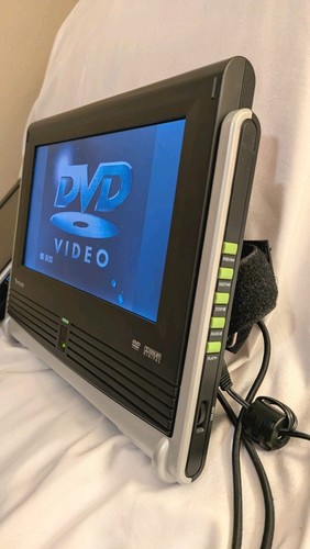 Venturer Portable Dual Screen DVD Player Model PVS62911 w/ Case And Accessories. - Afbeelding 2 van 10