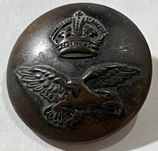 Bouton Royal Air Force couronne au-dessus d'un aigle volant emblème sb2-41