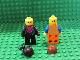 Lot of 2 The LEGO Movie minifigures Emmet + Wyldstyle EM38