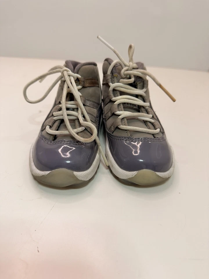 Zapatillas Air Jordan 11 Retro “Cool Grey” Niño Pequeño (Talla 5C) Foto 3 de 4