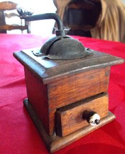 Petit moulin à café ancien  Tiroir Bois Et Porcelaine  Jouet Pour Poupée