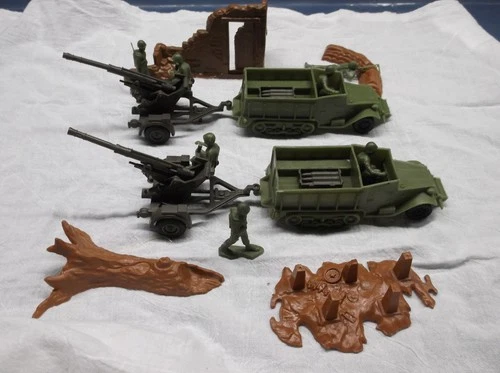 MARX VINTAGE BATTLE GROUND PLAY SET HALF TRACK DIORAMA