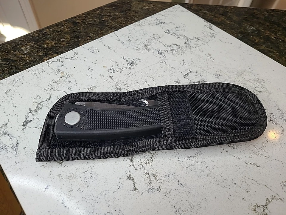 Gerber Bolt Action Knife With Sheath Gut Hook Field Dress Knife #4451982 EUC - Image 3 of 4