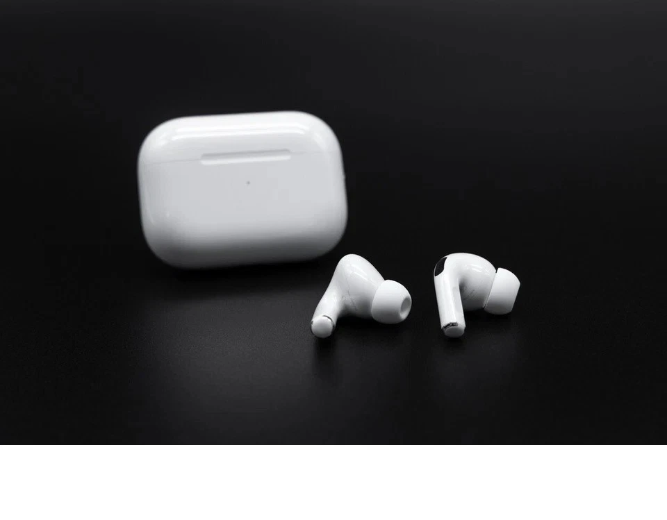 Airpods Pro 2nd Generation with ANC and Wireless Charging case (USB-C) - Image 2 of 4