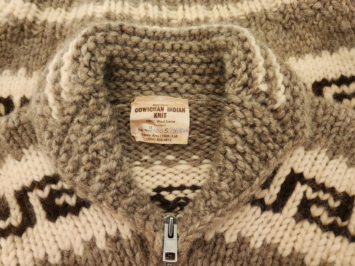 Vintage 1988 Handmade Genuine Cowichan Indian Knit Zip Vintage 1988 Handmade Genuine Cowichan Indian Knit Zip