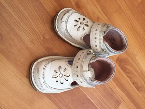 infant kickers size 7