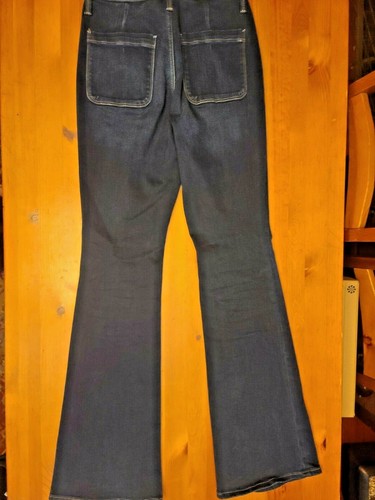 HIGH RISE FLARE JEANS Size 