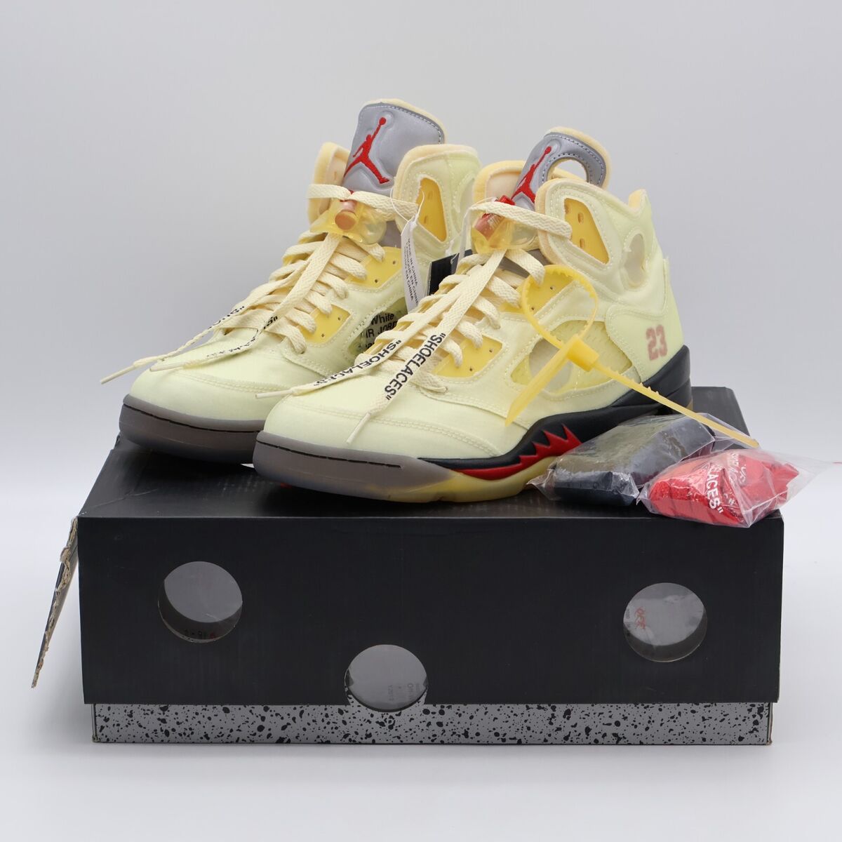Size 8.5 - Nike Air Jordan 5 SP x Off-White Mid Sail Size 8.5 - Nike Air Jordan 5 SP x Off-White Mid Sail