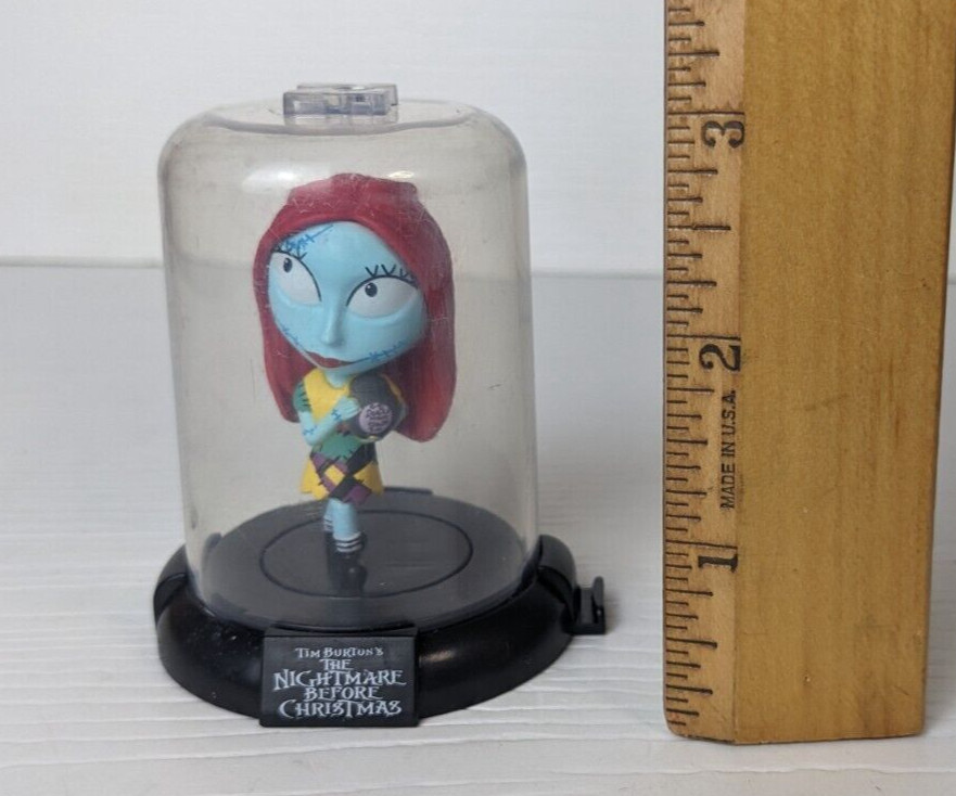 SALLY NIGHTMARE BEFORE CHRISTMAS DISNEY EXCLUSIVE DOMEZ 2" MINI FIGURE