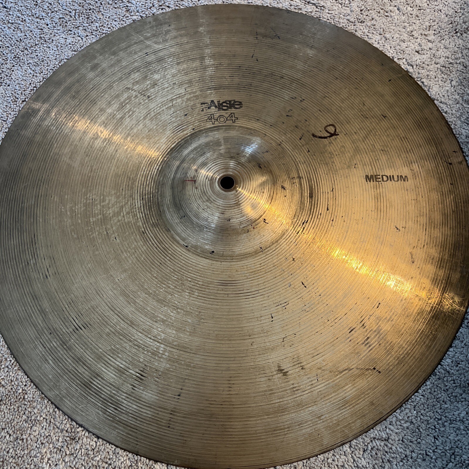 18" Paiste 404 Crash Cymbal 1360 Grms, Swiss, NO Cracks Or Bends, Great