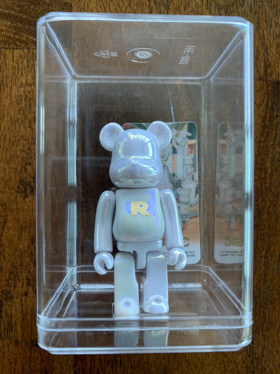 bearbrick series 42×4 35×8 Bearbrick Series 42 Blind Box