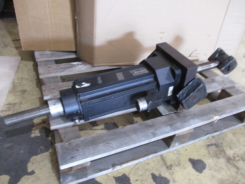 REXROTH / INDRAMAT MHS095C-058-AS1-BNNNNN PERMANENT MAGNET MOTOR
