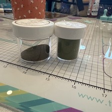 Lot Embossing Powder - 2 total - Stampin  Up- Gold Glory, Moss