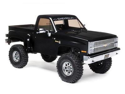 Axial 1/10 SCX10 III Base Camp 1982 Chevy K10 4WD RTR schwarz C-AXI03030T2