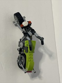 Lego Creator Model Motorcycle 31018 Highway Cruiser