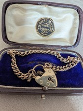 Vintage 9ct gold Charm Bracelet Curb Chain Approx 7 Inch 4mm Wide Heart Clasp