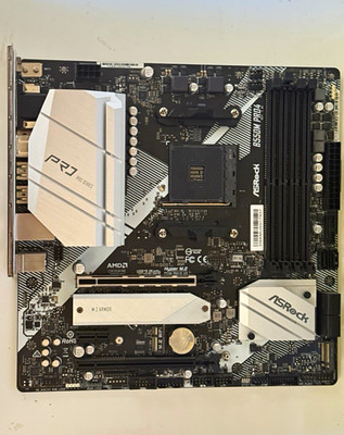 ASRock B550M Pro4 AM4 MicroATX DDR4 4-DIMM HDMI M.2 Multi-GPU