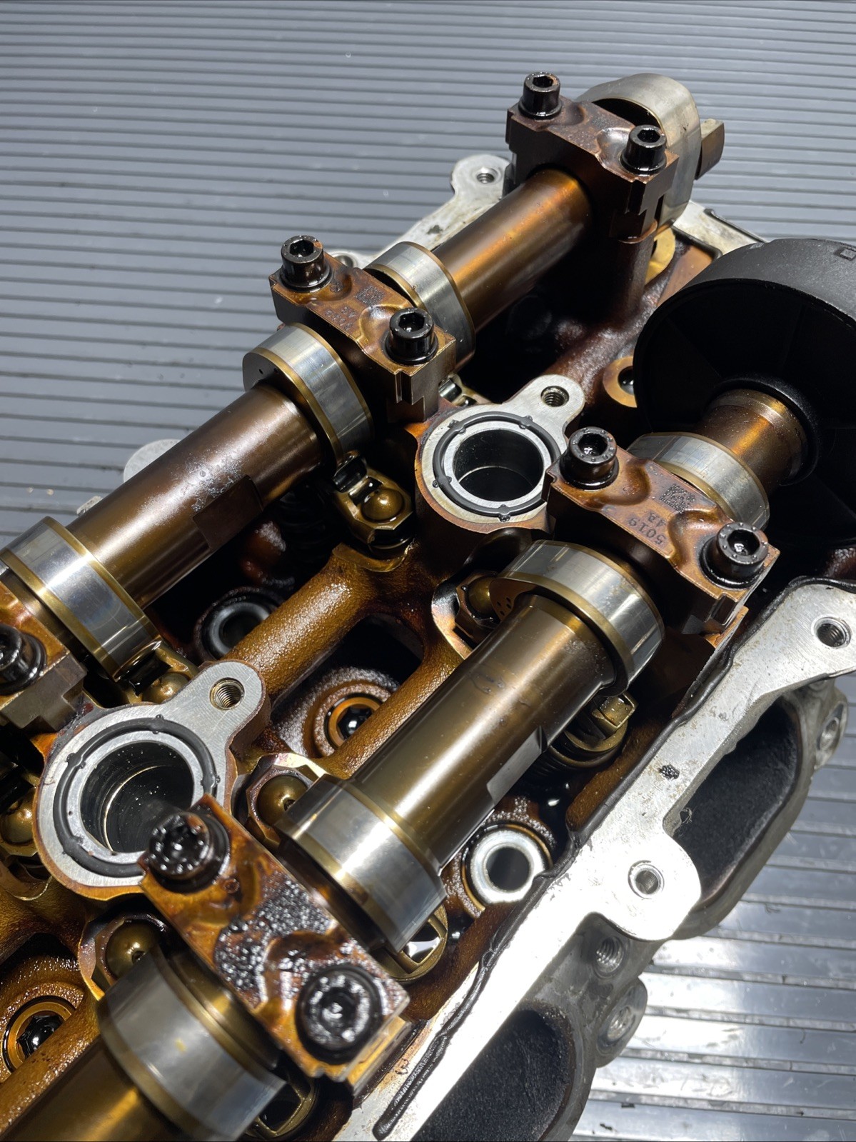 2014-2017 Maserati Ghibli 3.0 Front Right Cylinder Head 2283305ND 62k Mil OEM