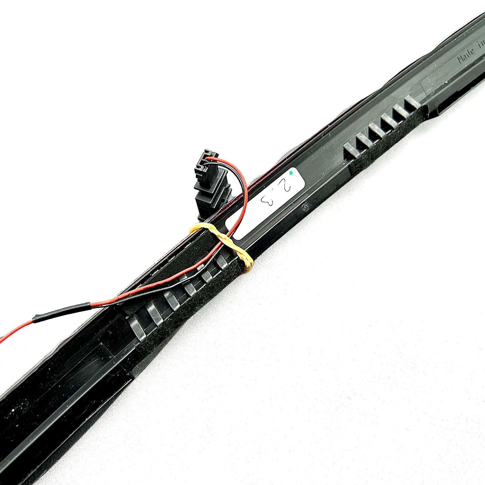 For 04-11 Bentley Continental GT Supersports High Mount Stop Lamp 3W8945097L